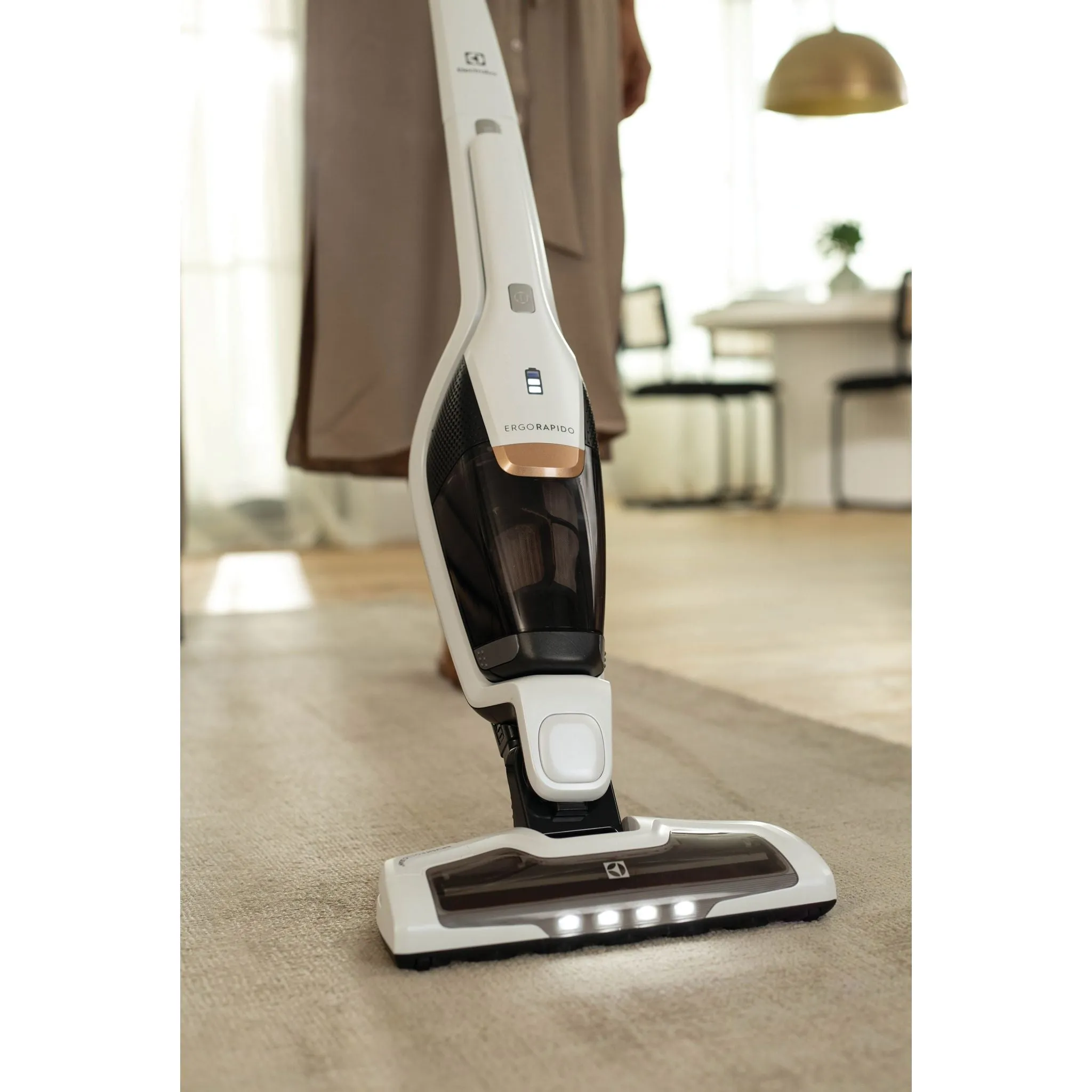 Electrolux Ergorapido Cordless 2-in-1 Vacuum (EHVS2510AW)