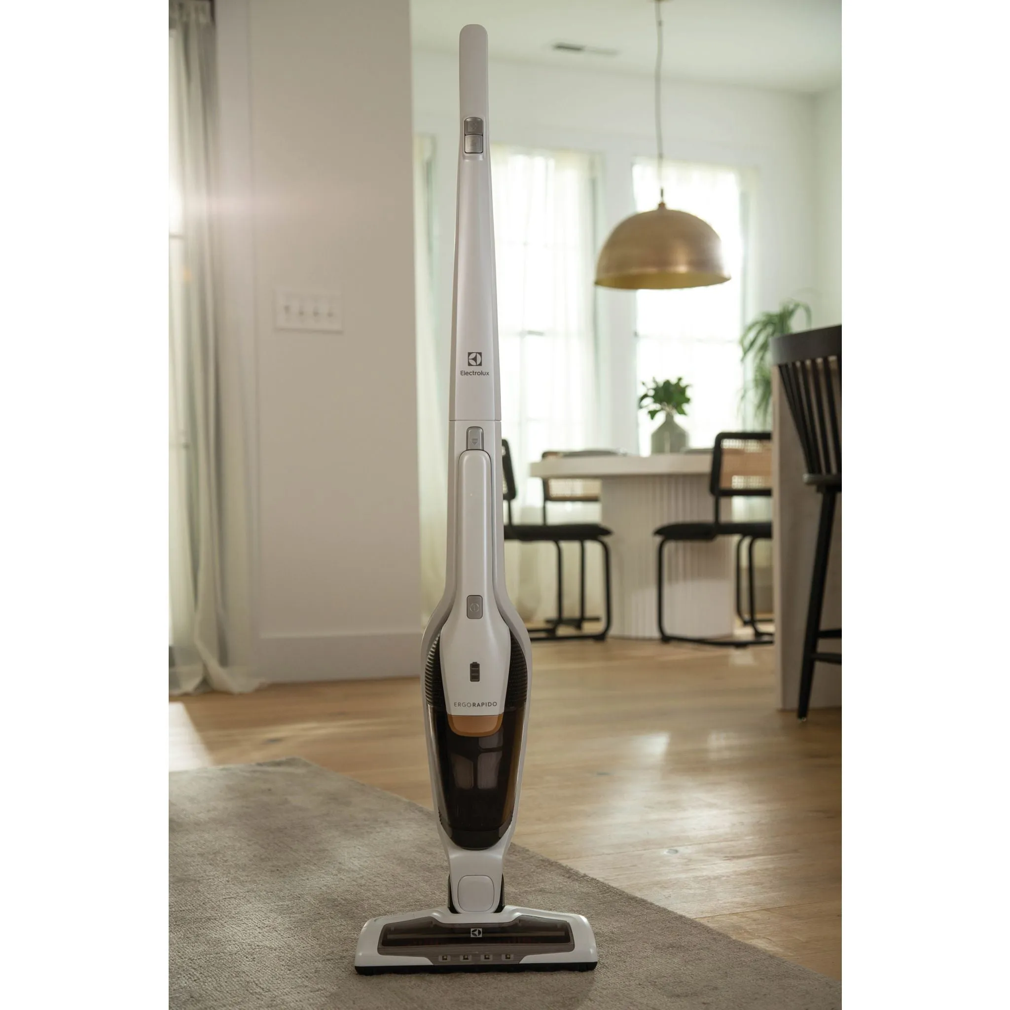 Electrolux Ergorapido Cordless 2-in-1 Vacuum (EHVS2510AW)