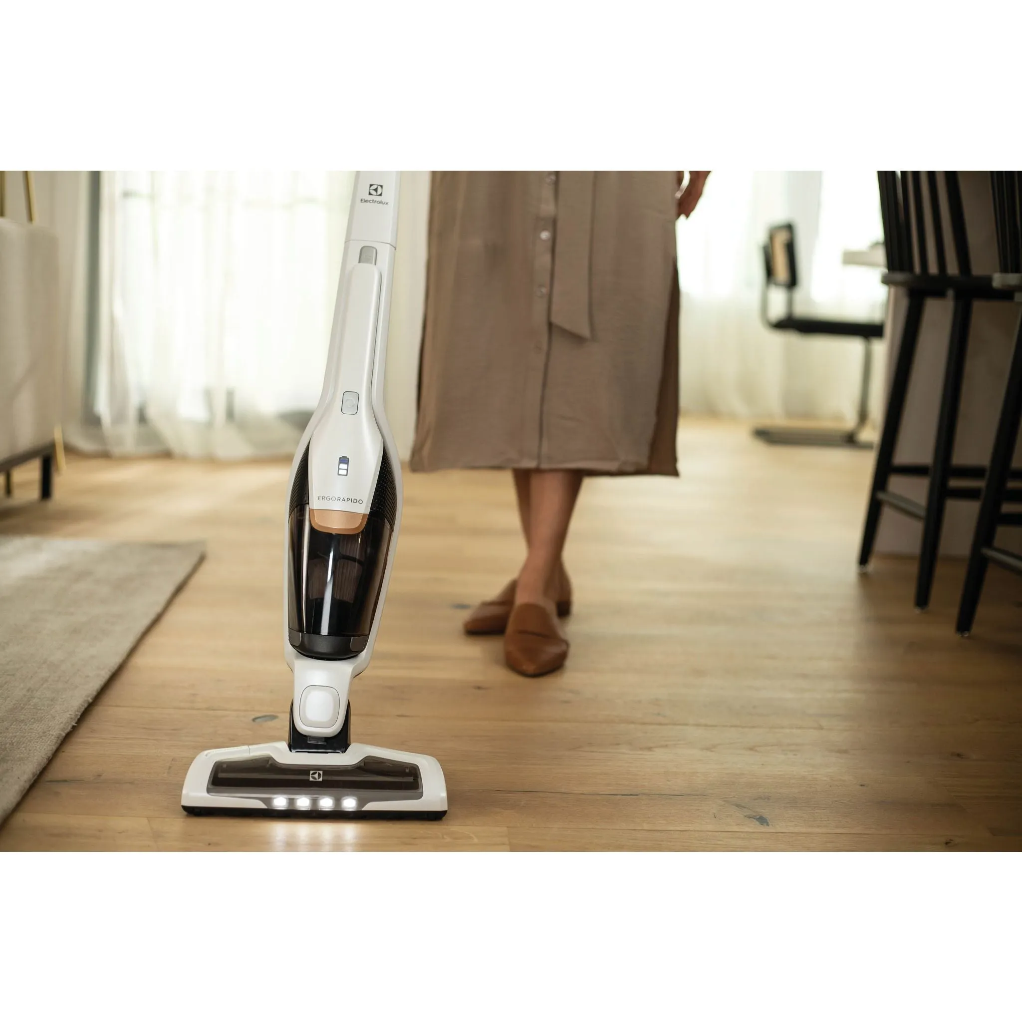 Electrolux Ergorapido Cordless 2-in-1 Vacuum (EHVS2510AW)