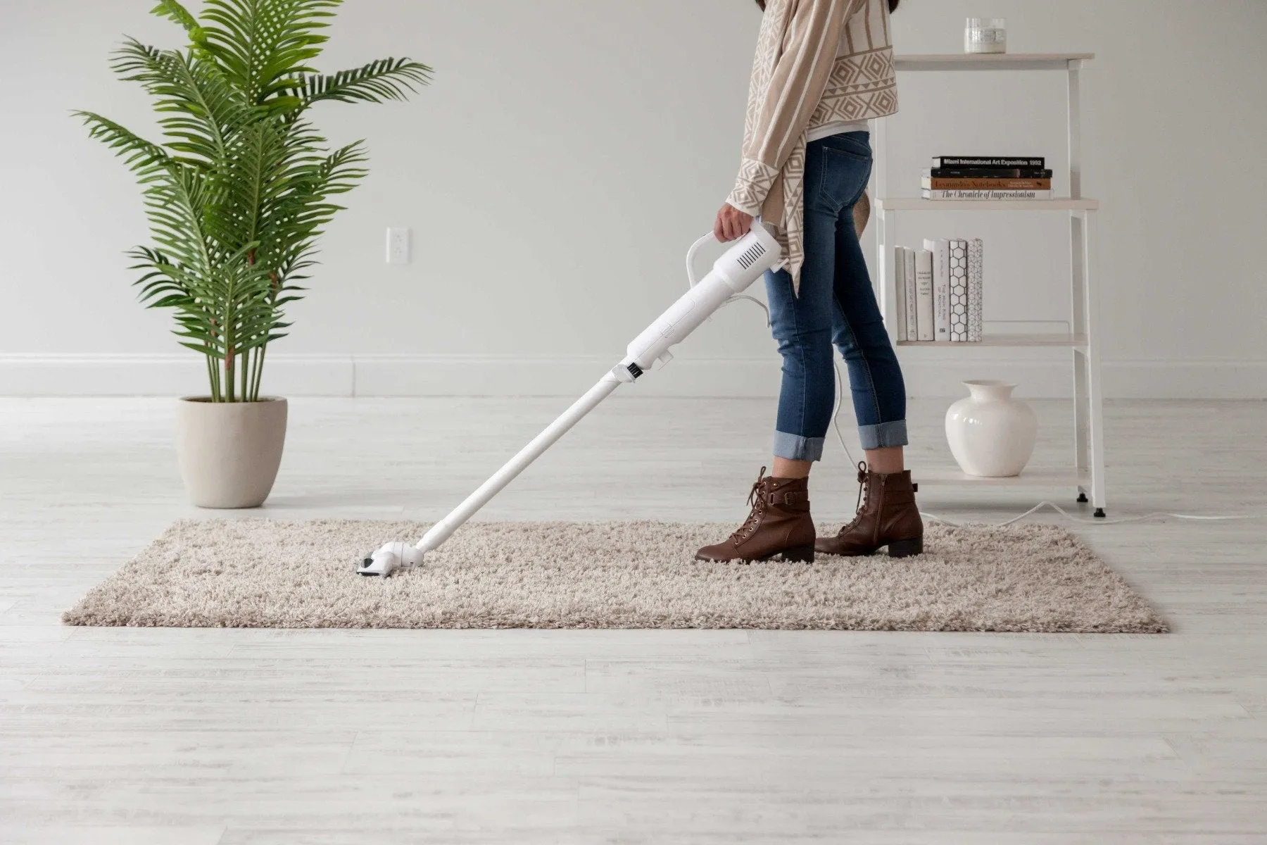 Lightweight Stick Vacuum Cleaner