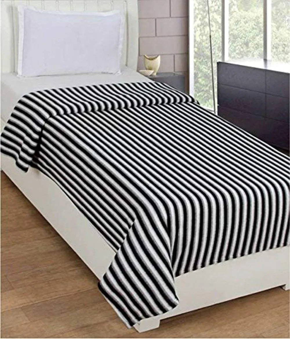 V3E Single Bed Ac Fleece Blanket Size :Single :60X90 Inch Pack of 1 - Black and White Stripes